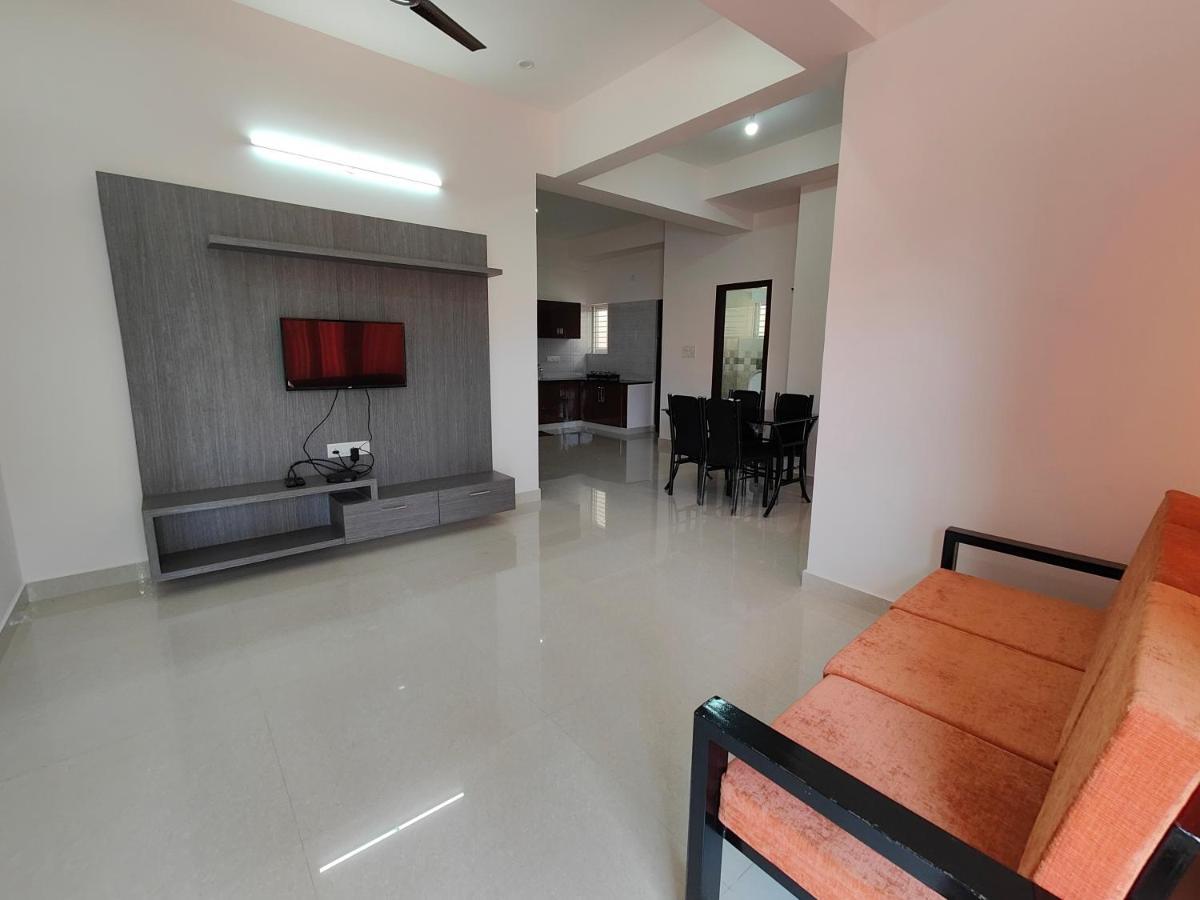 Meer Stay - Premium Service Apartments Vanivilasa Puram Eksteriør bilde