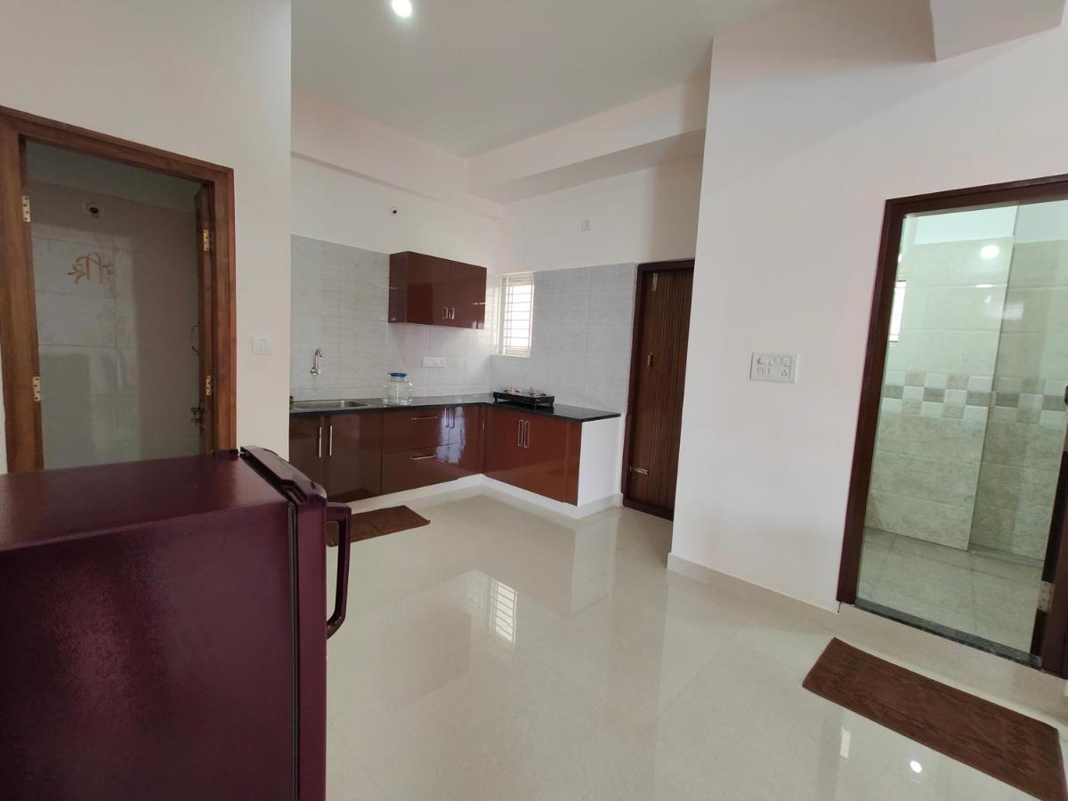 Meer Stay - Premium Service Apartments Vanivilasa Puram Eksteriør bilde